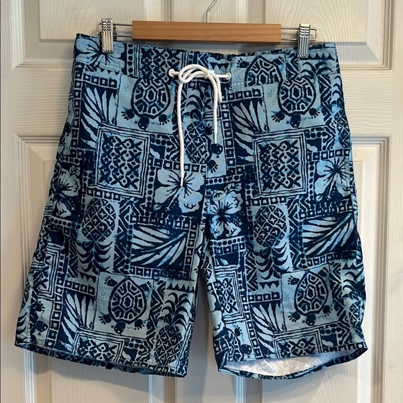 St. John's Bay Blue Board Shorts with Tropical Print - Picture 1 of 6